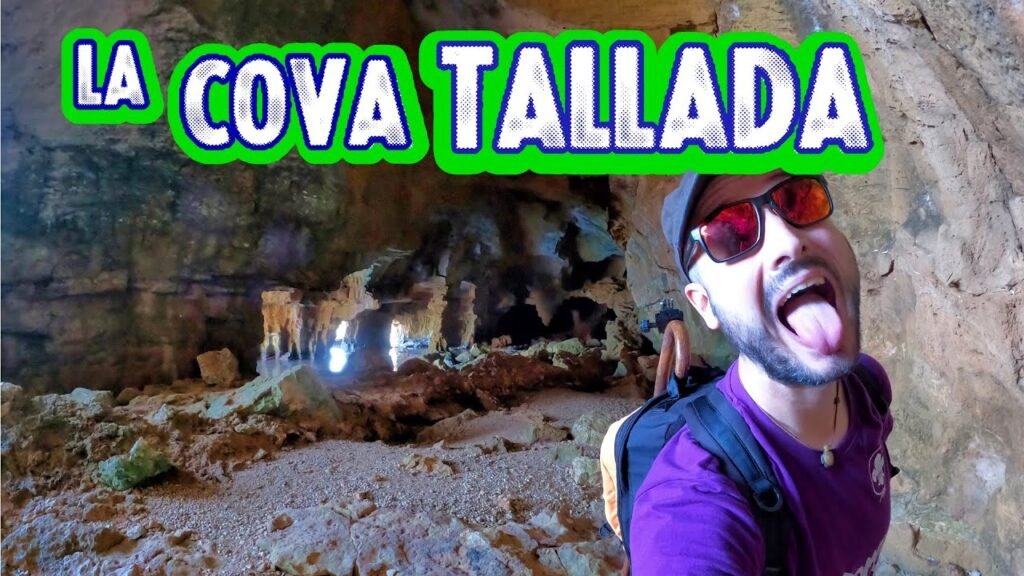 Descubre la belleza oculta de la Cova Tallada en Denia: Un paraíso escondido en la Costa Blanca 1 Descubre la belleza oculta de la Cova Tallada en Denia: Un paraíso escondido en la Costa Blanca 1