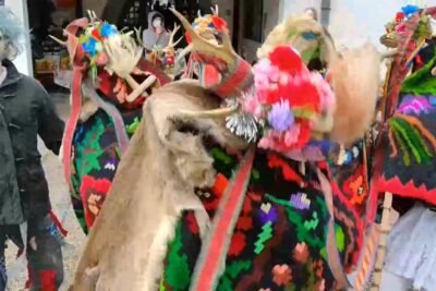 Descubre los tradicionales pueblos con fiestas en Rumania: ¡Una experiencia única! 1