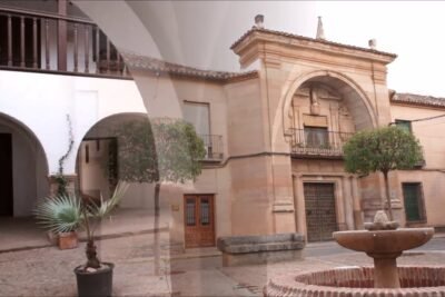 Descubre los encantadores pueblos navideños en Ciudad Real: ¡Magia invernal en cada rincón! 8