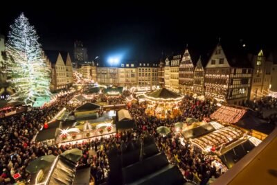 Descubre los pueblos navideños más encantadores del mundo 6