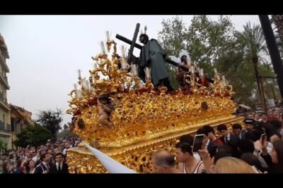 Descubre los encantadores pueblos navideños en Sevilla: ¡Planifica tu ruta perfecta! 1